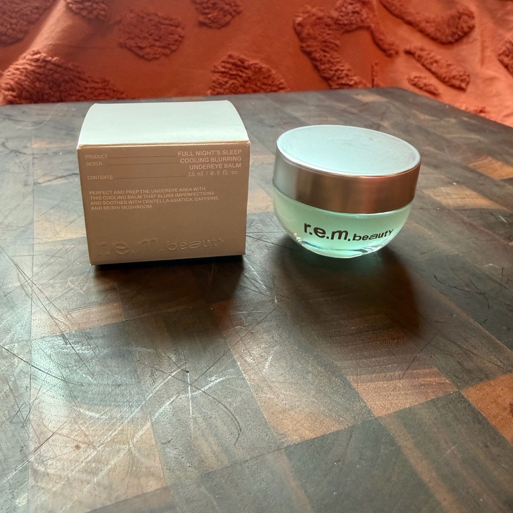 r.e.m Full Nights Sleep Cooling Eye Balm